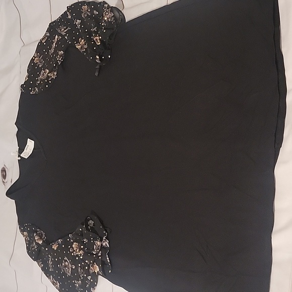 Maurices Black Dress Pull Over with Long Floral and Gold Chiffon Sleeves New - Picture 1 of 4